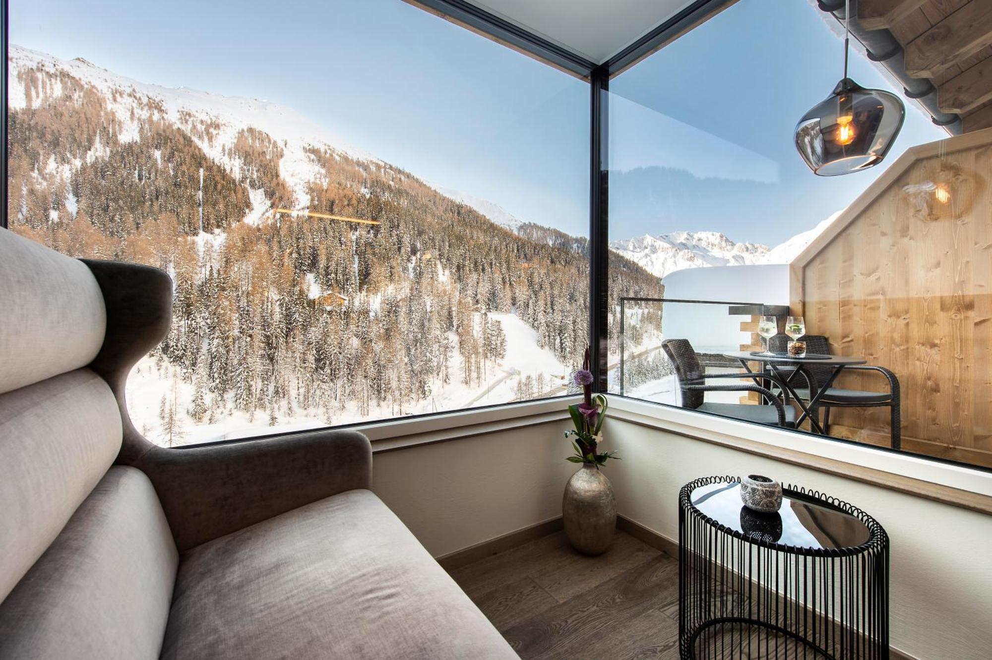 Laret Private Boutique Hotel - Adults Only Samnaun Exterior photo