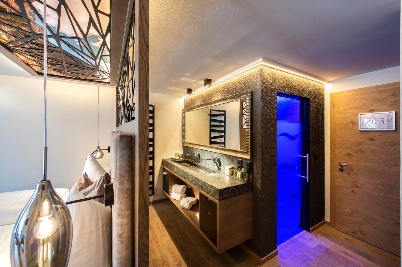 Laret Private Boutique Hotel - Adults Only Samnaun Exterior photo